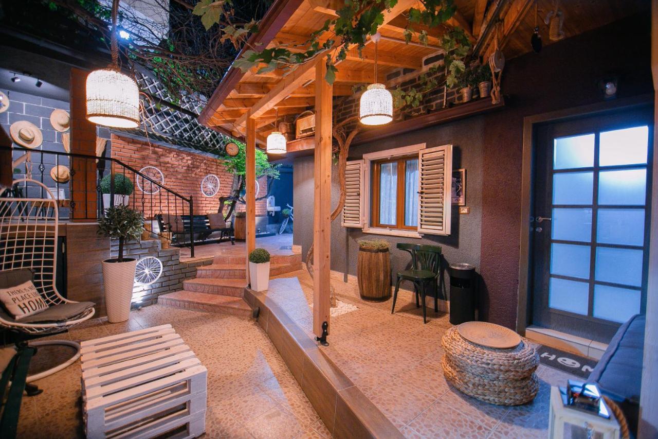 Villa Elezi Korce Exteriér fotografie