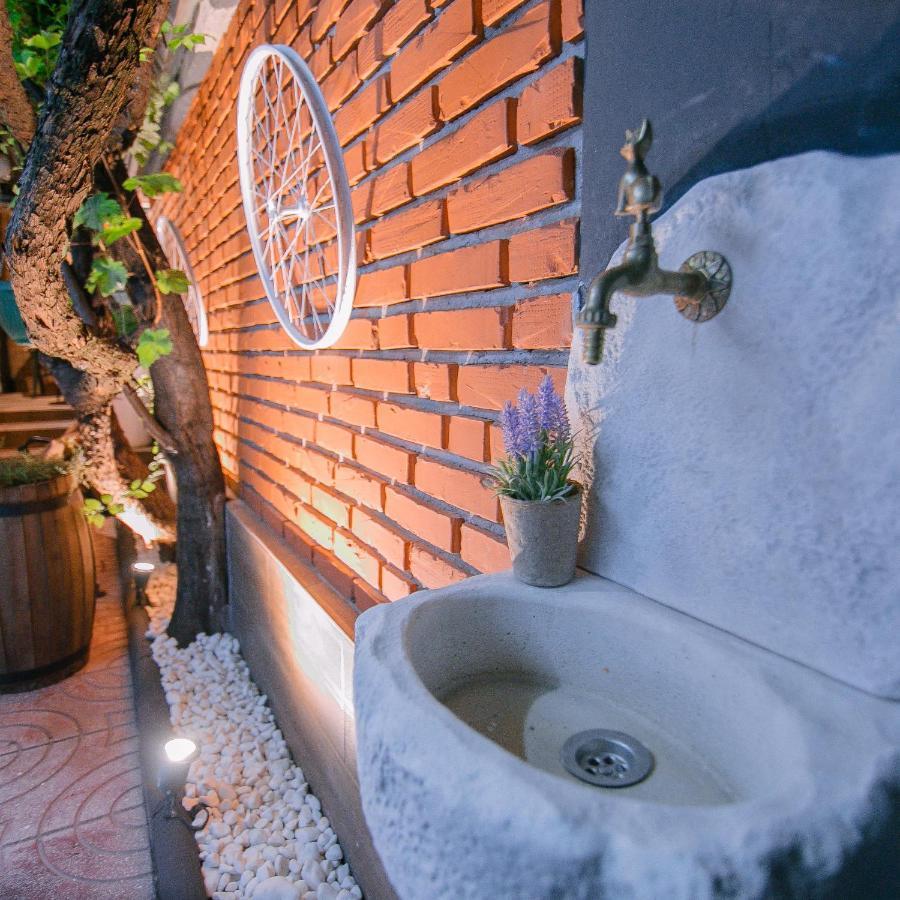 Villa Elezi Korce Exteriér fotografie
