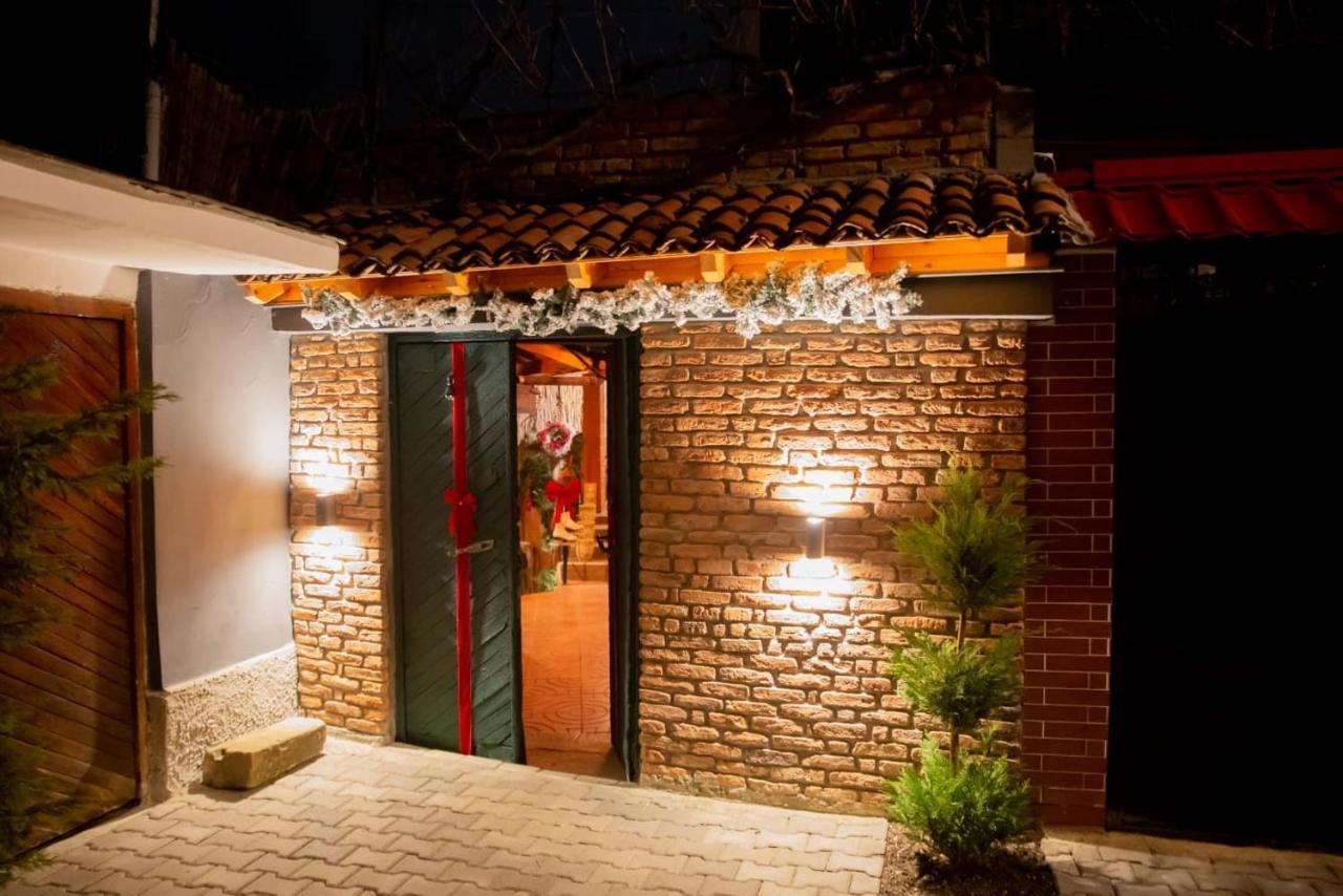 Villa Elezi Korce Exteriér fotografie
